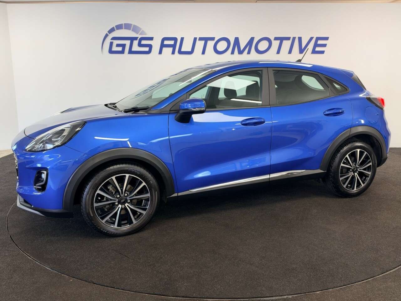 A 2020 FORD PUMA 1.0 TURBO ECOBOOST MHEV TITANIUM 125 BHP + SAT NAV + MASSAGE SEATS SIX MONT A 2020 FORD PUMA 1.0 TURBO ECOBOOST MHEV TITANIUM 125 BHP + SAT NAV + MASSAGE SEATS SIX MONT
