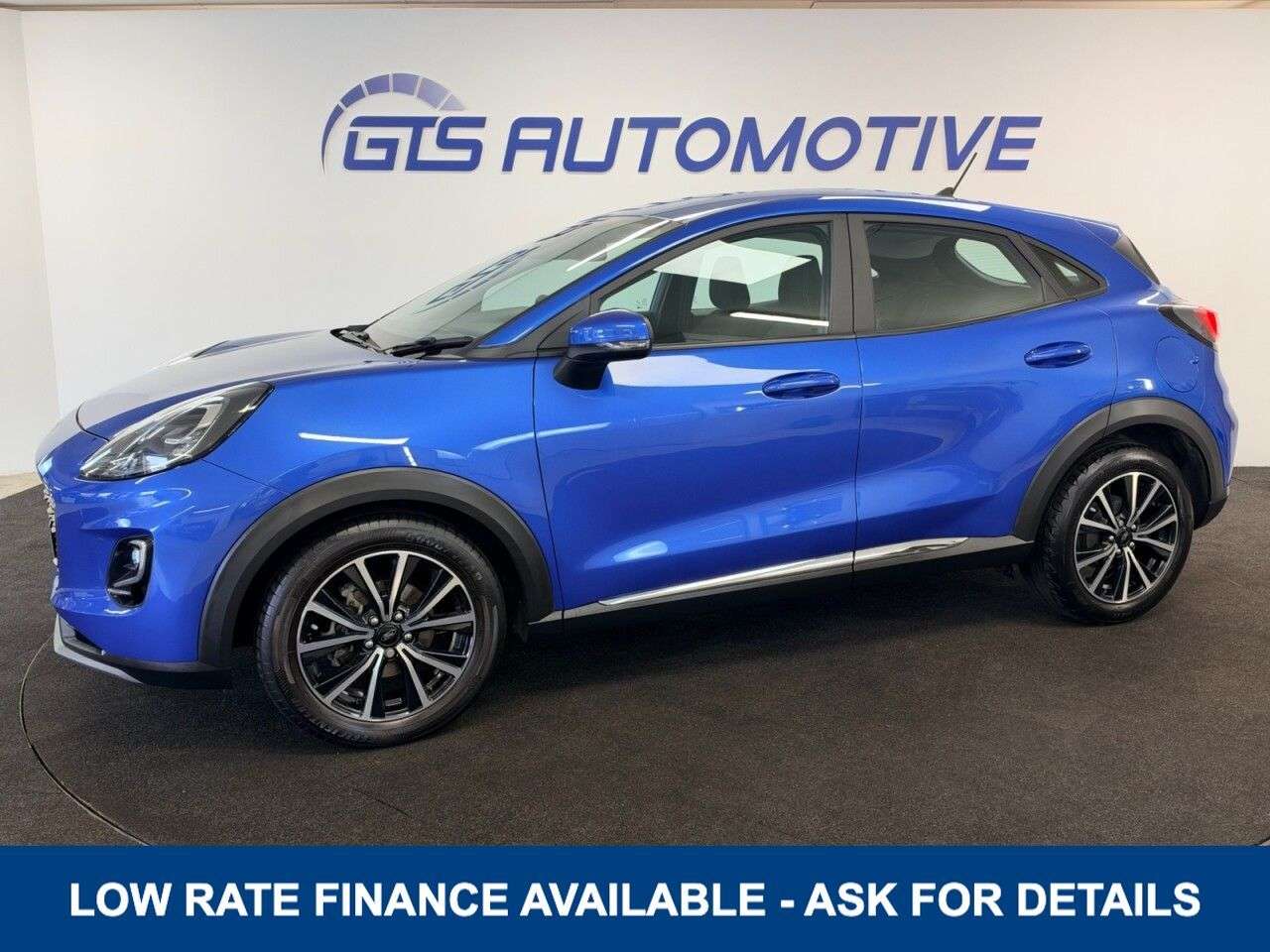 A 2020 FORD PUMA 1.0 TURBO ECOBOOST MHEV TITANIUM 125 BHP + SAT NAV + MASSAGE SEATS SIX MONT A 2020 FORD PUMA 1.0 TURBO ECOBOOST MHEV TITANIUM 125 BHP + SAT NAV + MASSAGE SEATS SIX MONT