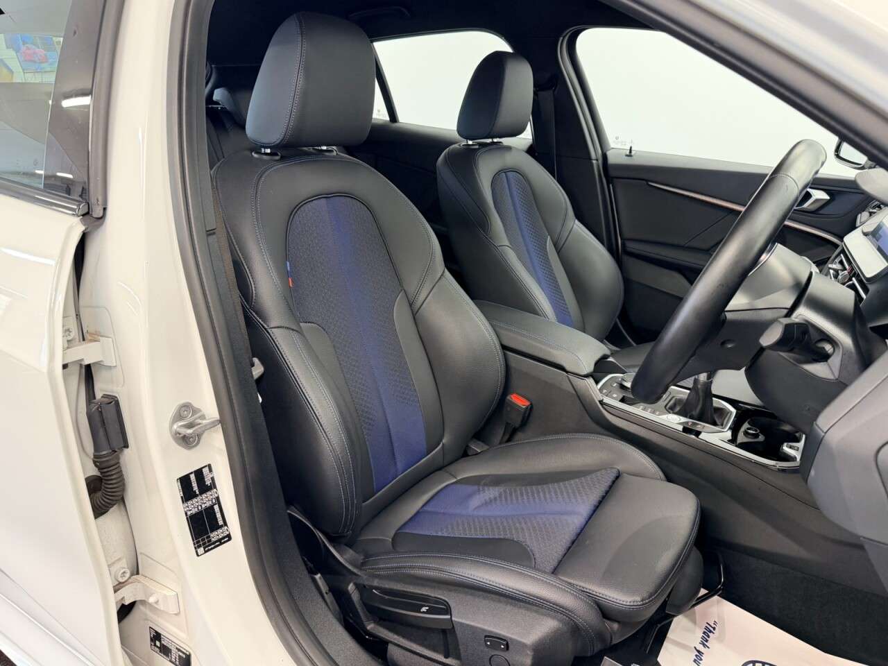 A 2022 BMW 1 SERIES 118i M-SPORT LCP FIVE DOOR 135 BHP + SAT NAV + HEATED SEATS SIX MONTH WARRA A 2022 BMW 1 SERIES 118i M-SPORT LCP FIVE DOOR 135 BHP + SAT NAV + HEATED SEATS SIX MONTH WARRA