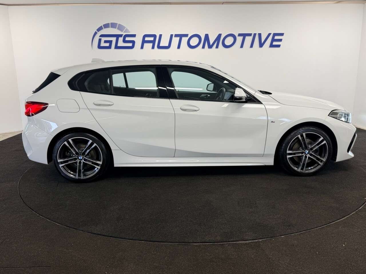 2022 BMW 1 SERIES 2022 BMW 1 SERIES