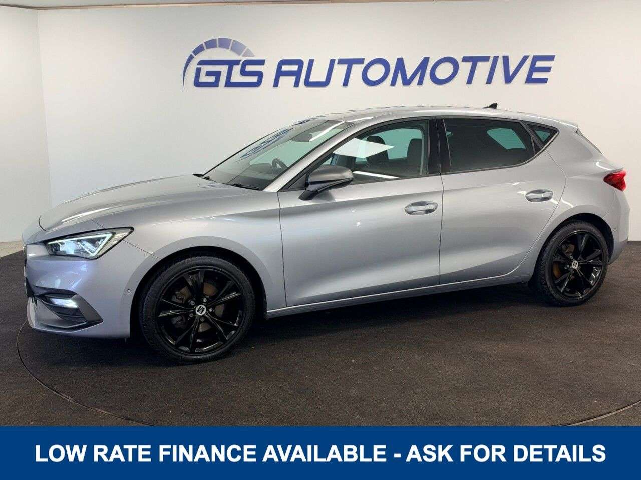 A 2021 SEAT LEON 1.5 TSI EVO FR FIVE DOOR 130 BHP + SAT NAV + PARKING SENSORS SIX MONTH WARR A 2021 SEAT LEON 1.5 TSI EVO FR FIVE DOOR 130 BHP + SAT NAV + PARKING SENSORS SIX MONTH WARR