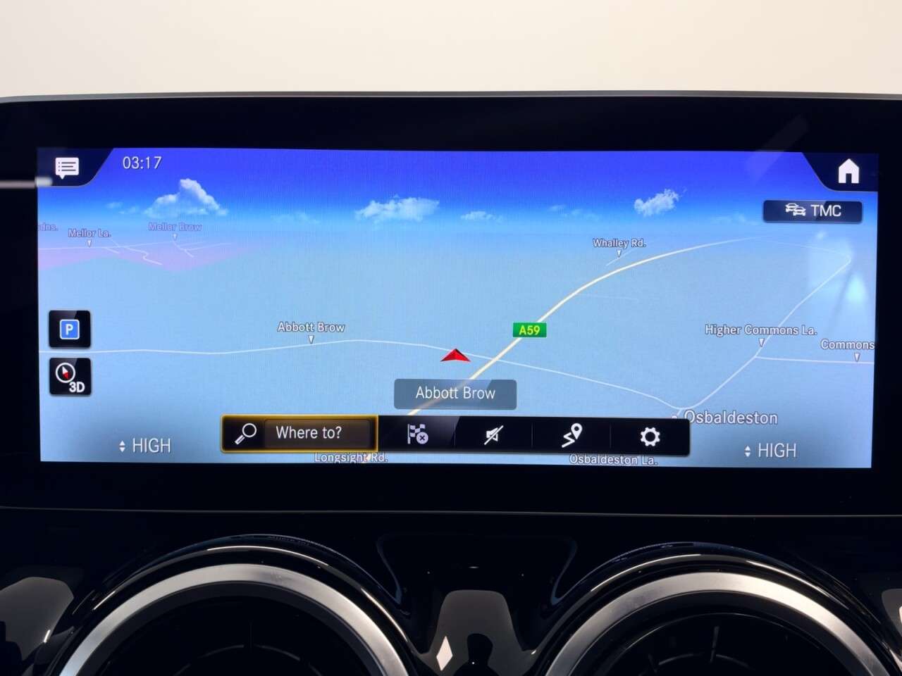 A 2019 MERCEDES-BENZ B CLASS B200d SPORT EXECUTIVE 8G-DCT AUTO 150 BHP + SAT NAV + CAMERA + HEATED SEATS A 2019 MERCEDES-BENZ B CLASS B200d SPORT EXECUTIVE 8G-DCT AUTO 150 BHP + SAT NAV + CAMERA + HEATED SEATS