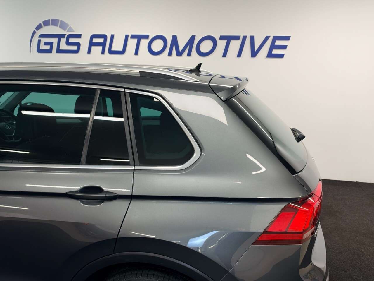 2019 VOLKSWAGEN TIGUAN 2019 VOLKSWAGEN TIGUAN