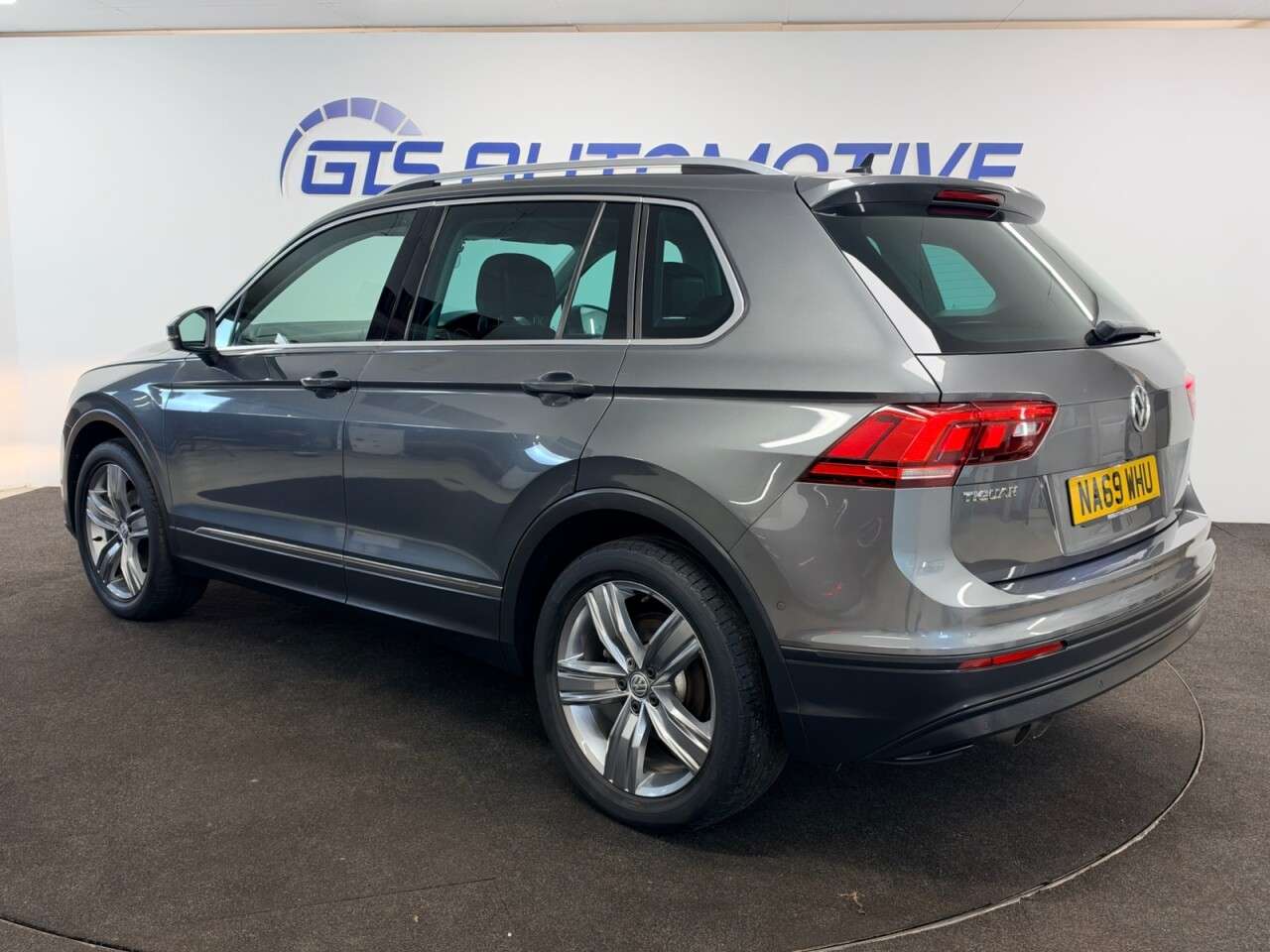 2019 VOLKSWAGEN TIGUAN 2019 VOLKSWAGEN TIGUAN