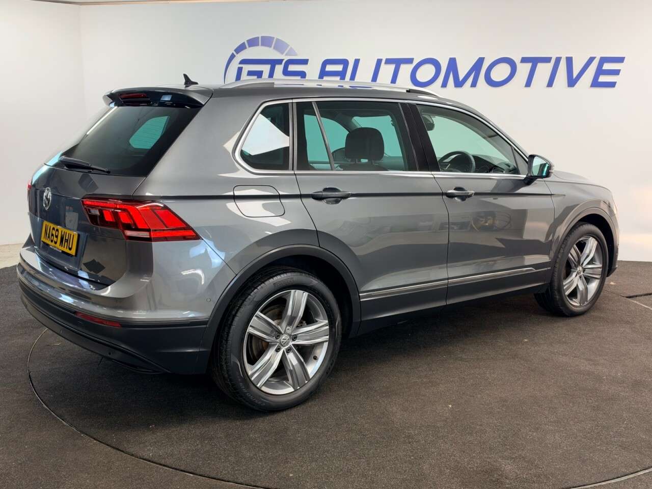 2019 VOLKSWAGEN TIGUAN 2019 VOLKSWAGEN TIGUAN