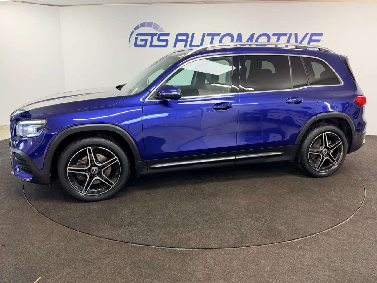 A 2023 MERCEDES-BENZ GLB 200 AMG LINE EXECUTIVE 7G-DCT AUTO 165 BHP + SAT NAV + 7 SEATS + HEATED SEA A 2023 MERCEDES-BENZ GLB 200 AMG LINE EXECUTIVE 7G-DCT AUTO 165 BHP + SAT NAV + 7 SEATS + HEATED SEA