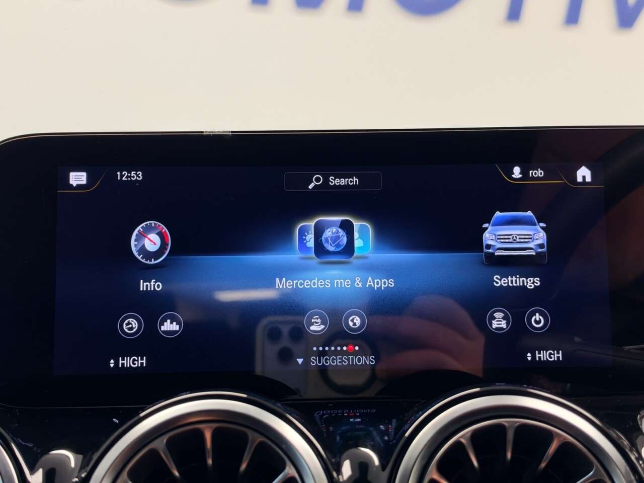 2023 MERCEDES-BENZ GLB 2023 MERCEDES-BENZ GLB