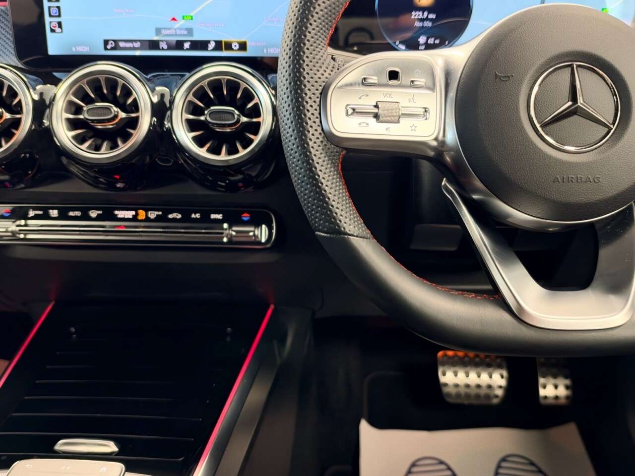2023 MERCEDES-BENZ GLB 2023 MERCEDES-BENZ GLB