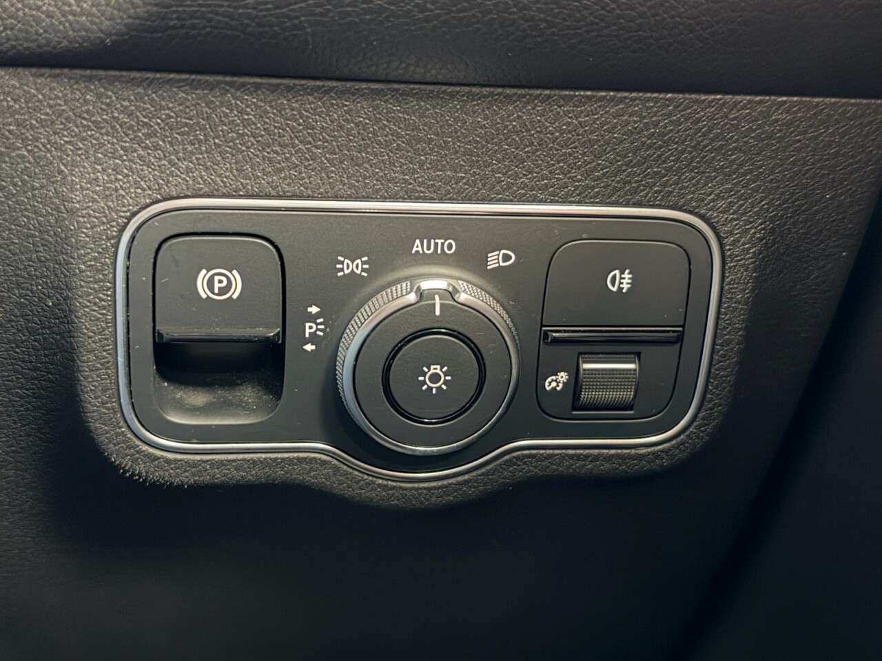 2023 MERCEDES-BENZ GLB 2023 MERCEDES-BENZ GLB