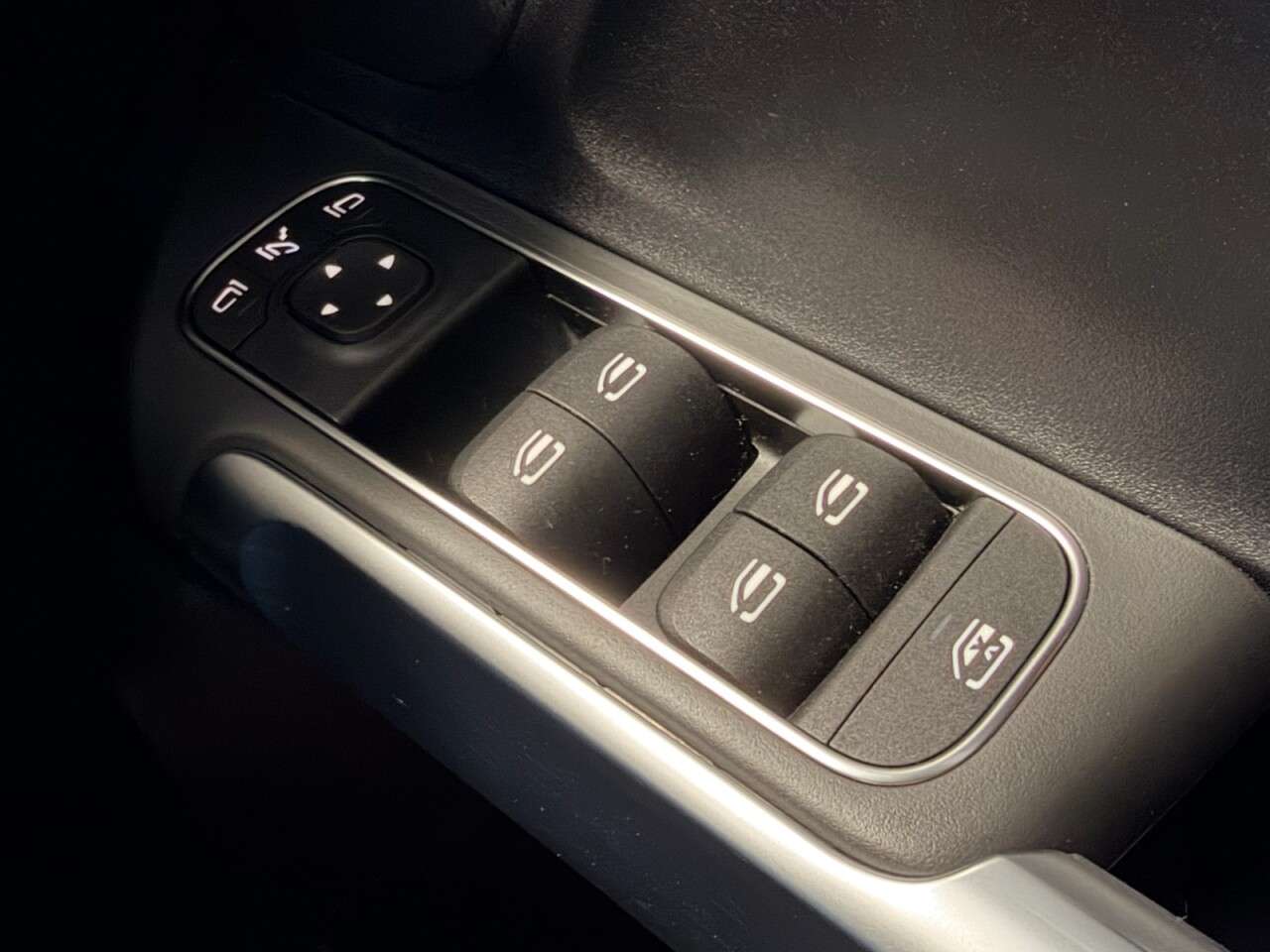 2023 MERCEDES-BENZ GLB 2023 MERCEDES-BENZ GLB