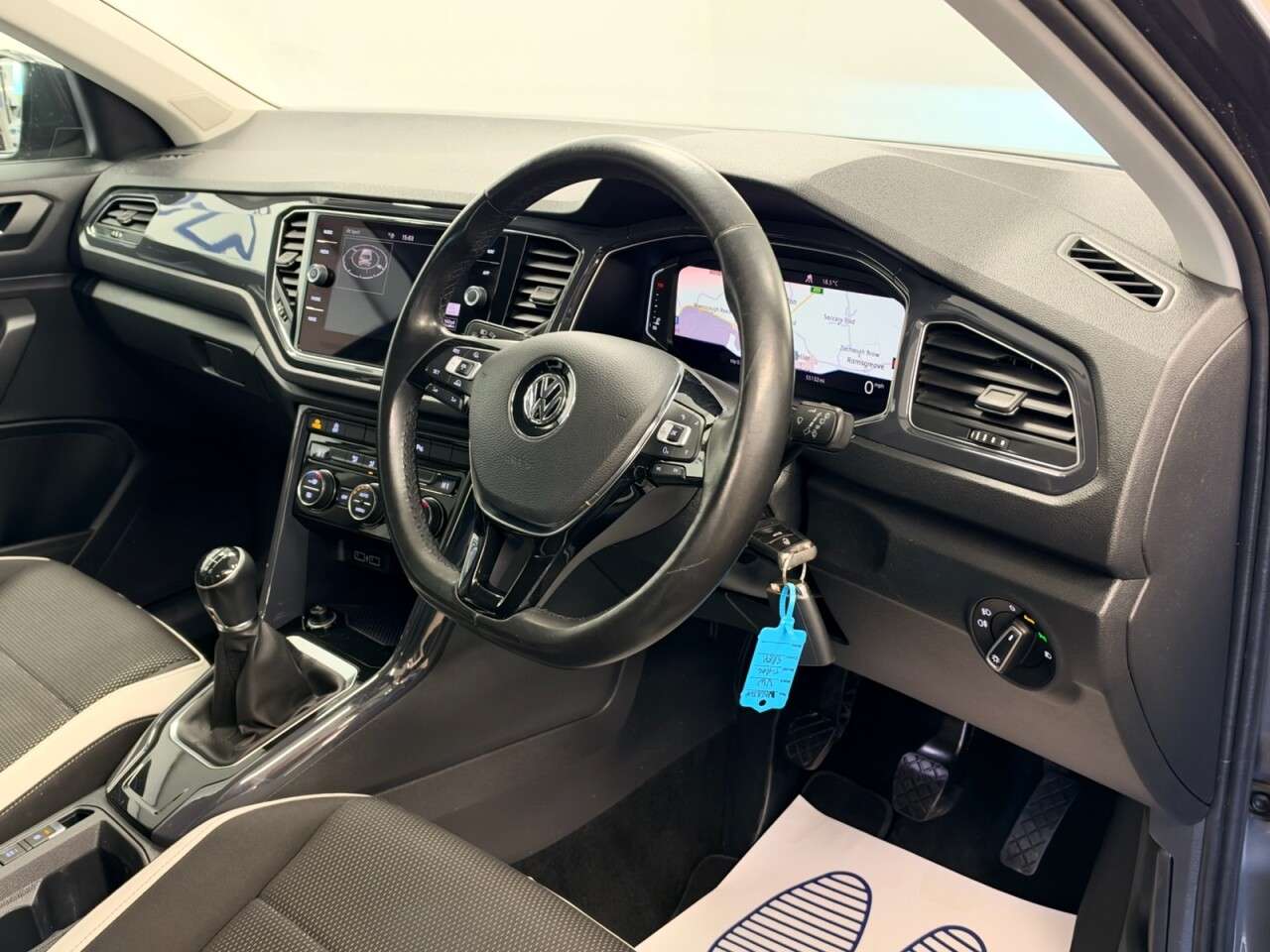 2018 VOLKSWAGEN T-ROC 2018 VOLKSWAGEN T-ROC