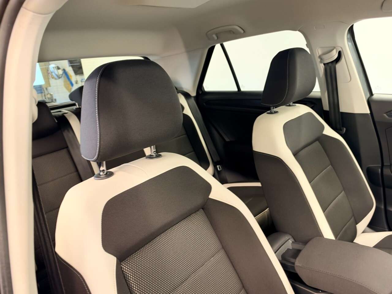 2018 VOLKSWAGEN T-ROC 2018 VOLKSWAGEN T-ROC