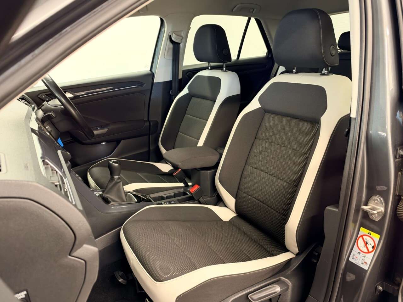 2018 VOLKSWAGEN T-ROC 2018 VOLKSWAGEN T-ROC