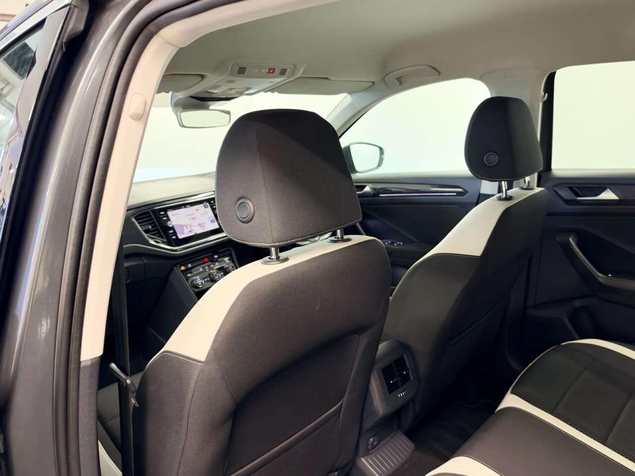 2018 VOLKSWAGEN T-ROC 2018 VOLKSWAGEN T-ROC