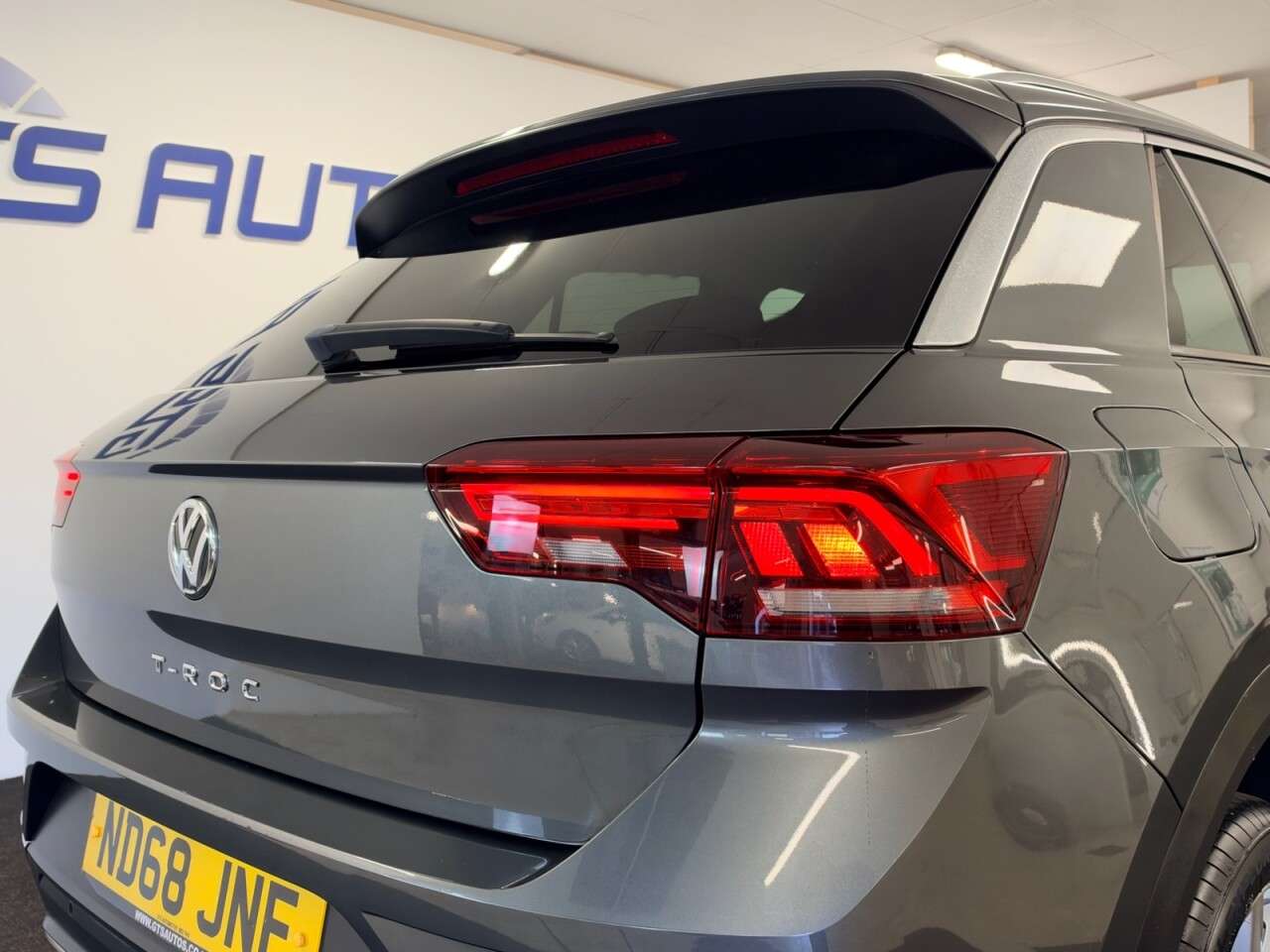2018 VOLKSWAGEN T-ROC 2018 VOLKSWAGEN T-ROC