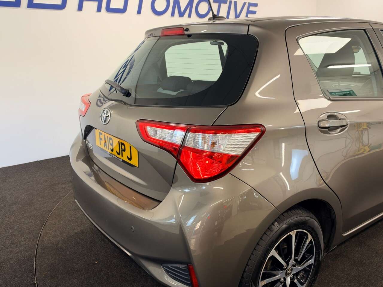 2019 TOYOTA YARIS 2019 TOYOTA YARIS