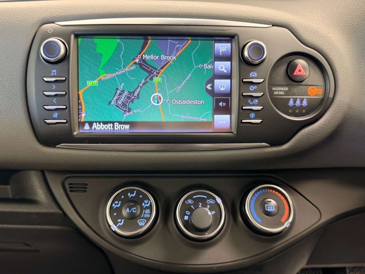 2019 TOYOTA YARIS 2019 TOYOTA YARIS