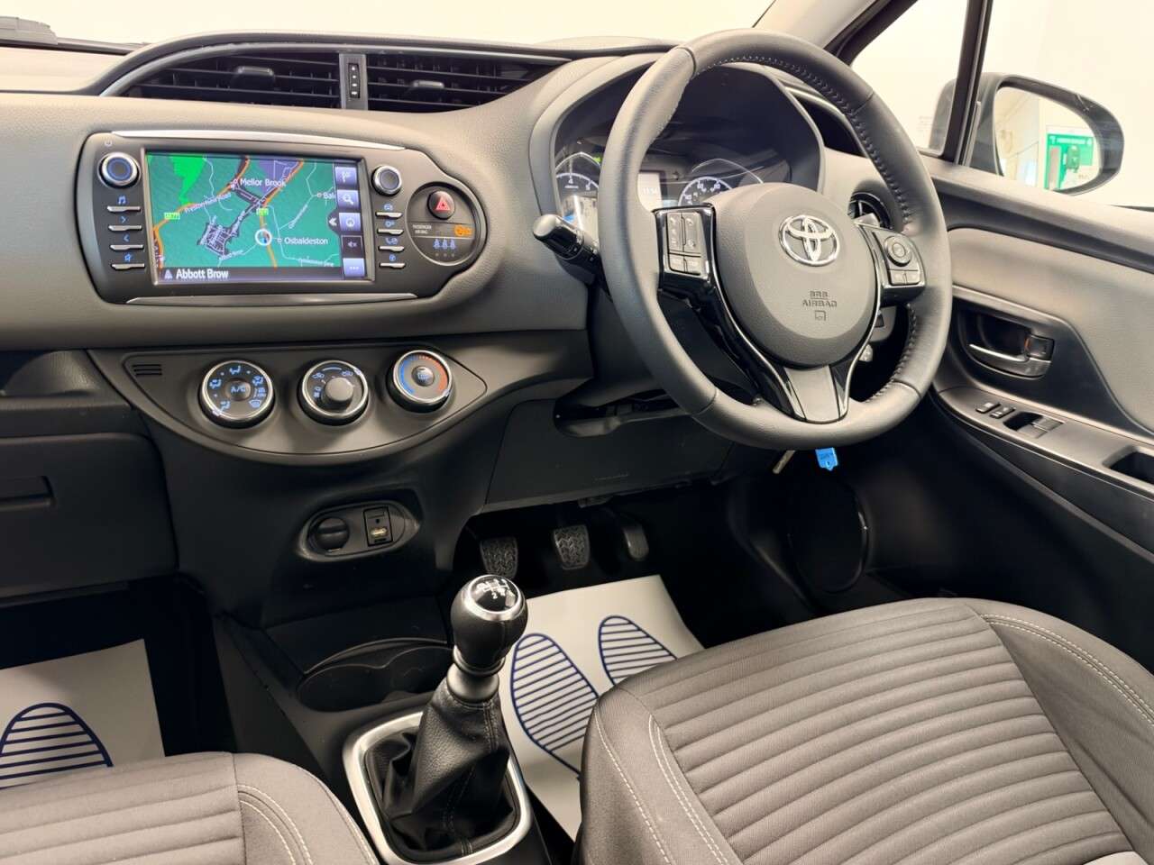 2019 TOYOTA YARIS 2019 TOYOTA YARIS