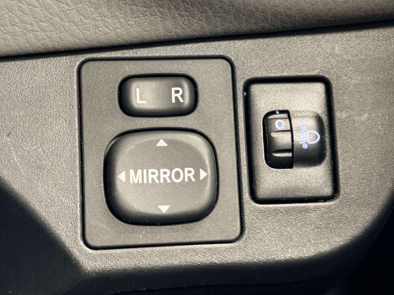 2019 TOYOTA YARIS 2019 TOYOTA YARIS