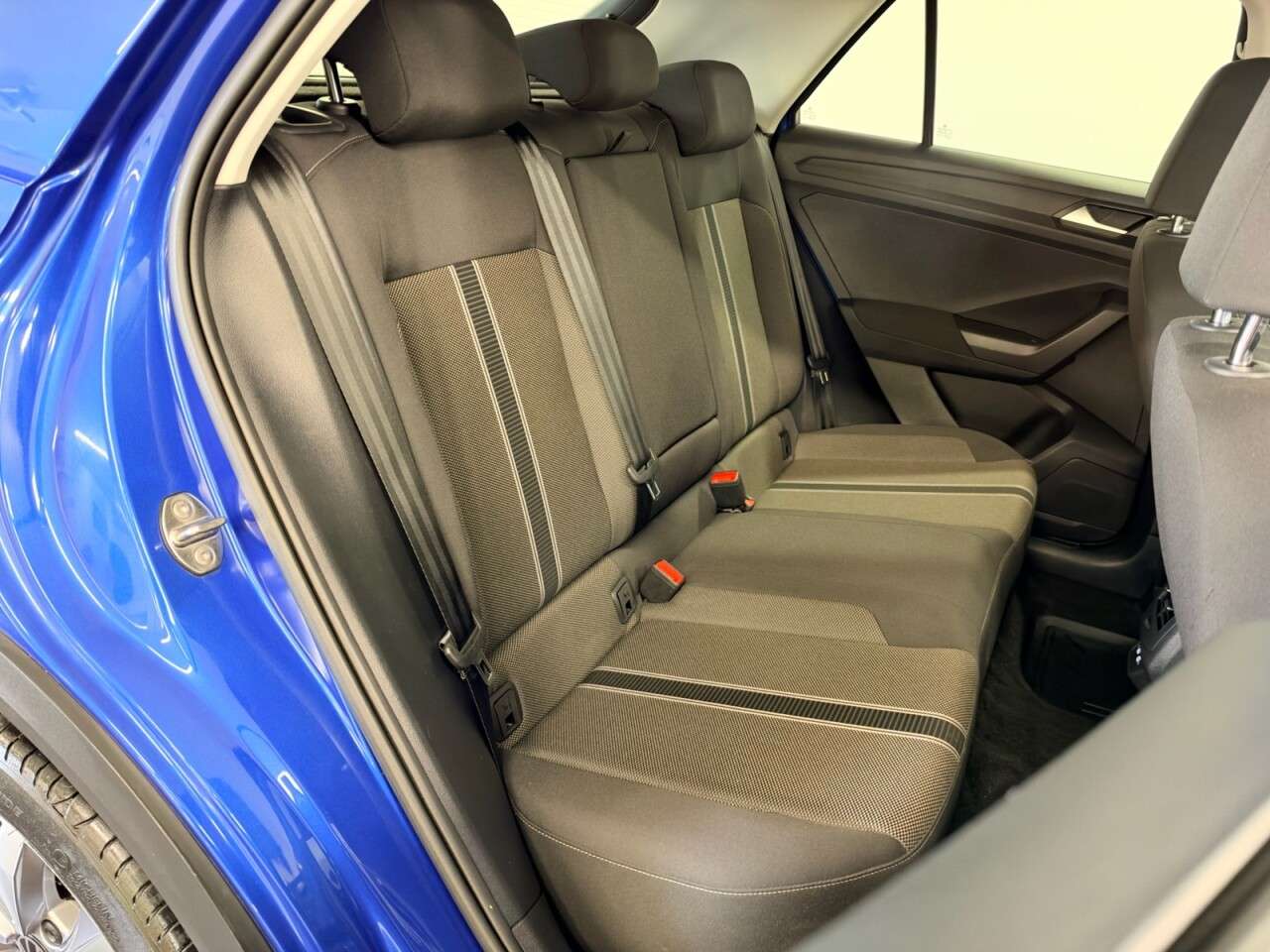 2021 VOLKSWAGEN T-ROC 2021 VOLKSWAGEN T-ROC