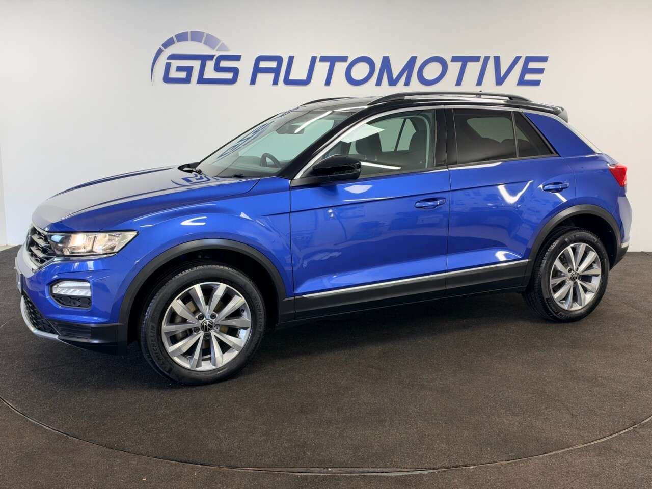 2021 VOLKSWAGEN T-ROC 2021 VOLKSWAGEN T-ROC