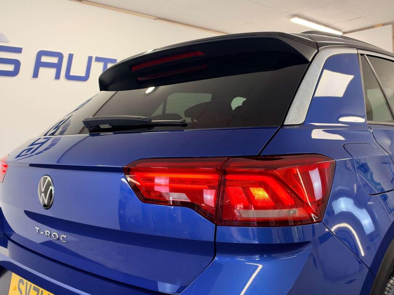 2021 VOLKSWAGEN T-ROC 2021 VOLKSWAGEN T-ROC