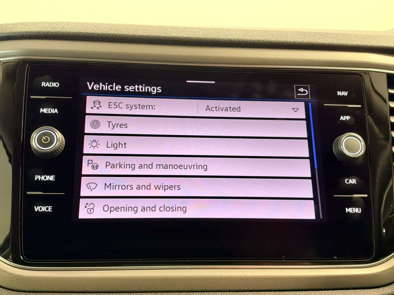 2021 VOLKSWAGEN T-ROC 2021 VOLKSWAGEN T-ROC