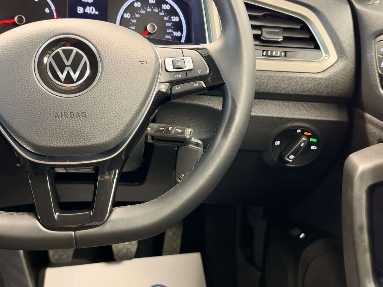 2021 VOLKSWAGEN T-ROC 2021 VOLKSWAGEN T-ROC