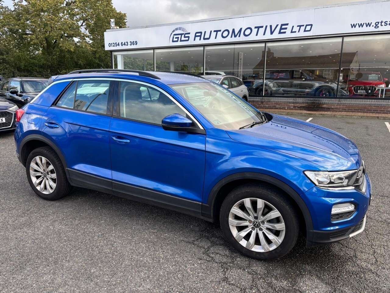 A 2021 VOLKSWAGEN T-ROC 1.0 TSI SE 110 BHP A 2021 VOLKSWAGEN T-ROC 1.0 TSI SE 110 BHP