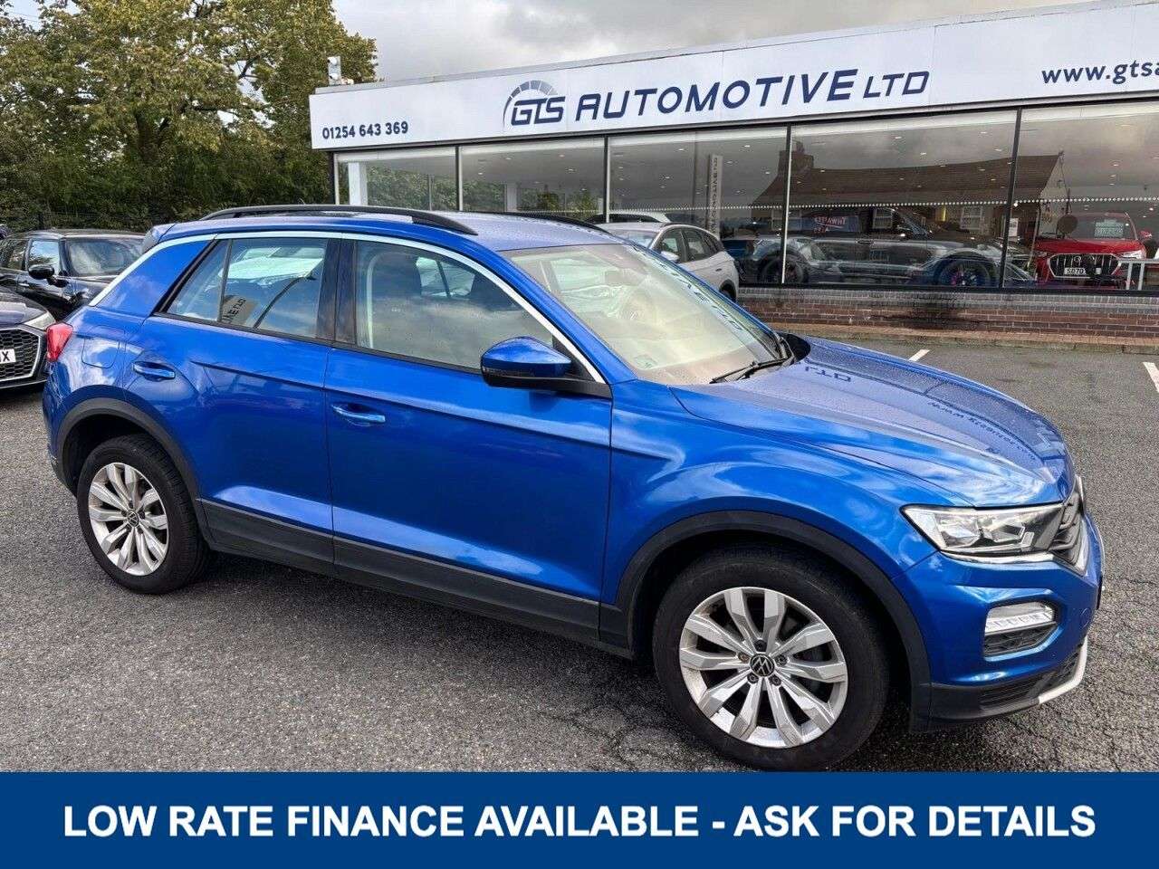 A 2021 VOLKSWAGEN T-ROC 1.0 TSI SE 110 BHP A 2021 VOLKSWAGEN T-ROC 1.0 TSI SE 110 BHP