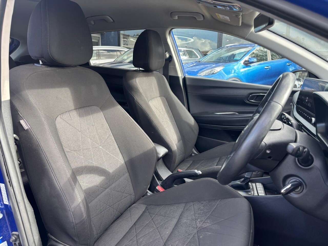A 2023 HYUNDAI BAYON 1.0 T-GDi MHEV PREMIUM HYBRID DCT AUTO 120 BHP + REAR CAMERA + APPLE PLAY A 2023 HYUNDAI BAYON 1.0 T-GDi MHEV PREMIUM HYBRID DCT AUTO 120 BHP + REAR CAMERA + APPLE PLAY