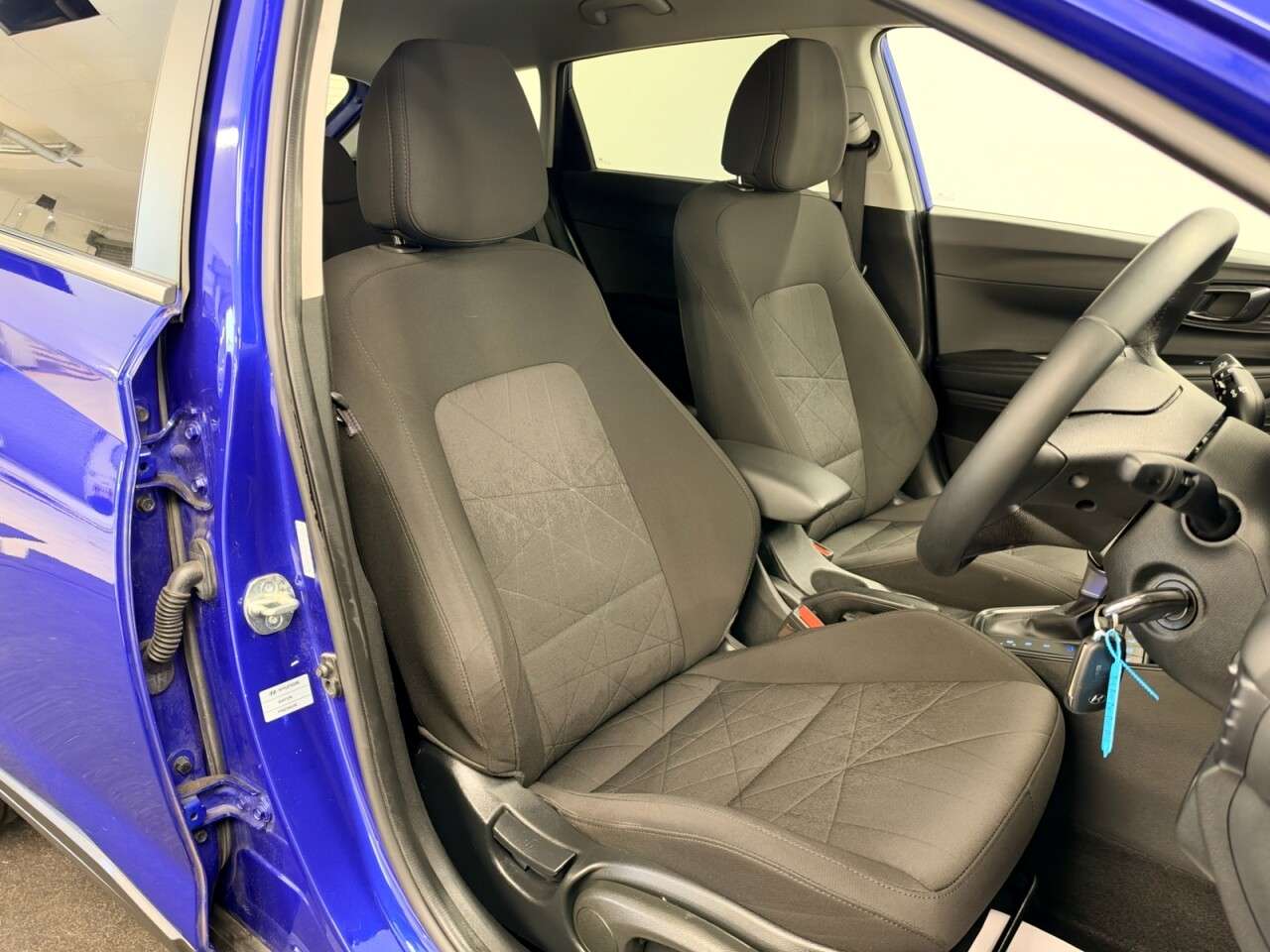 A 2023 HYUNDAI BAYON 1.0 T-GDi MHEV PREMIUM HYBRID DCT AUTO 120 BHP + REAR CAMERA + APPLE PLAY S A 2023 HYUNDAI BAYON 1.0 T-GDi MHEV PREMIUM HYBRID DCT AUTO 120 BHP + REAR CAMERA + APPLE PLAY S