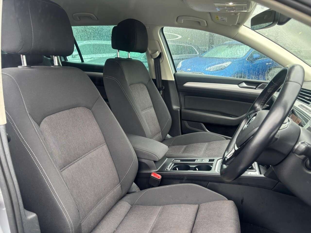 A 2019 VOLKSWAGEN PASSAT ESTATE 1.5 TSI EVO SE BUSINESS 150 BHP + SAT NAV + PARKING SENSORS A 2019 VOLKSWAGEN PASSAT ESTATE 1.5 TSI EVO SE BUSINESS 150 BHP + SAT NAV + PARKING SENSORS