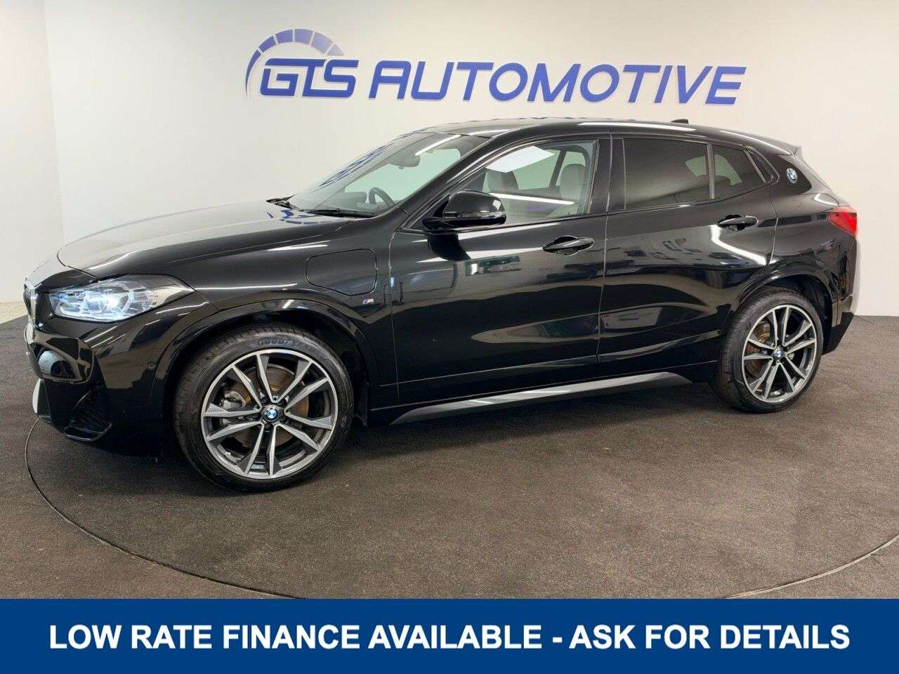 A 2021 BMW X2 25e 10kWh M-SPORT PLUG-IN HYBRID AUTO xDRIVE 4WD 220 BHP + SAT NAV + HEATED A 2021 BMW X2 25e 10kWh M-SPORT PLUG-IN HYBRID AUTO xDRIVE 4WD 220 BHP + SAT NAV + HEATED
