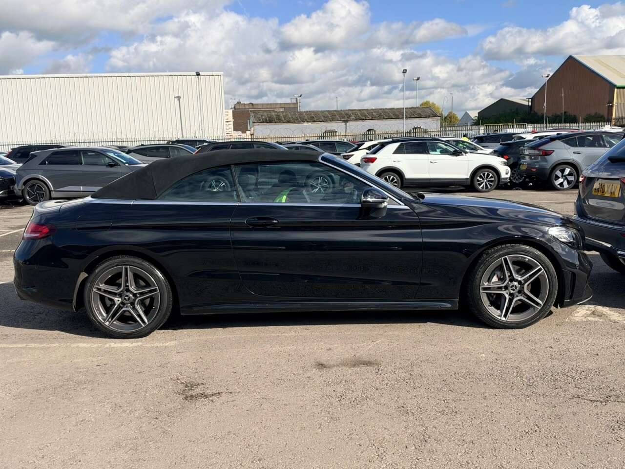A 2021 MERCEDES-BENZ C CLASS CABRIOLET C200 MHEV AMG LINE EDITION G-Tronic+ AUTO 200 BHP + SAT NAV + LEA A 2021 MERCEDES-BENZ C CLASS CABRIOLET C200 MHEV AMG LINE EDITION G-Tronic+ AUTO 200 BHP + SAT NAV + LEA