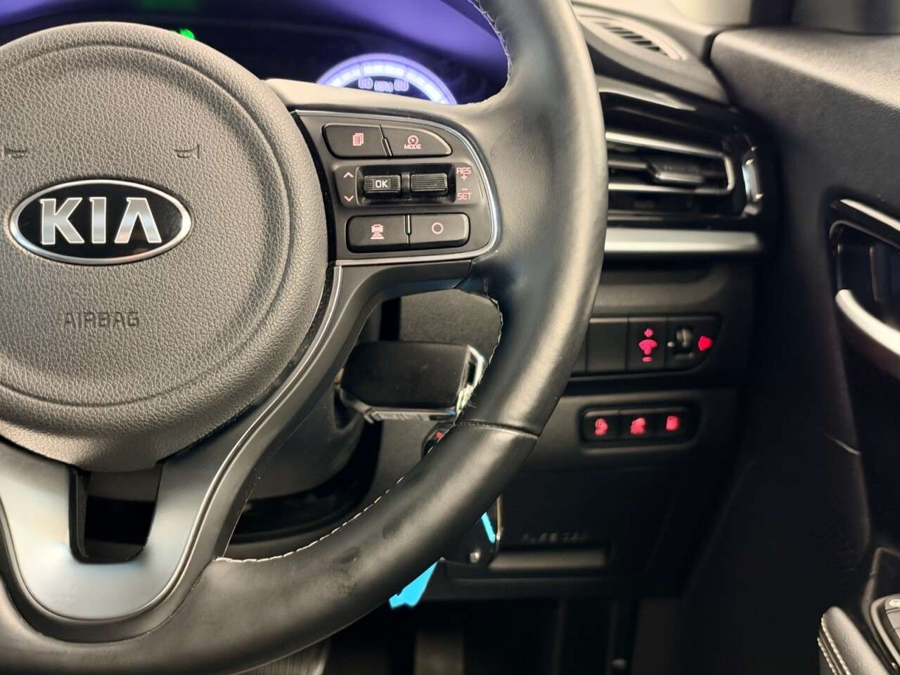 2020 KIA NIRO 2020 KIA NIRO