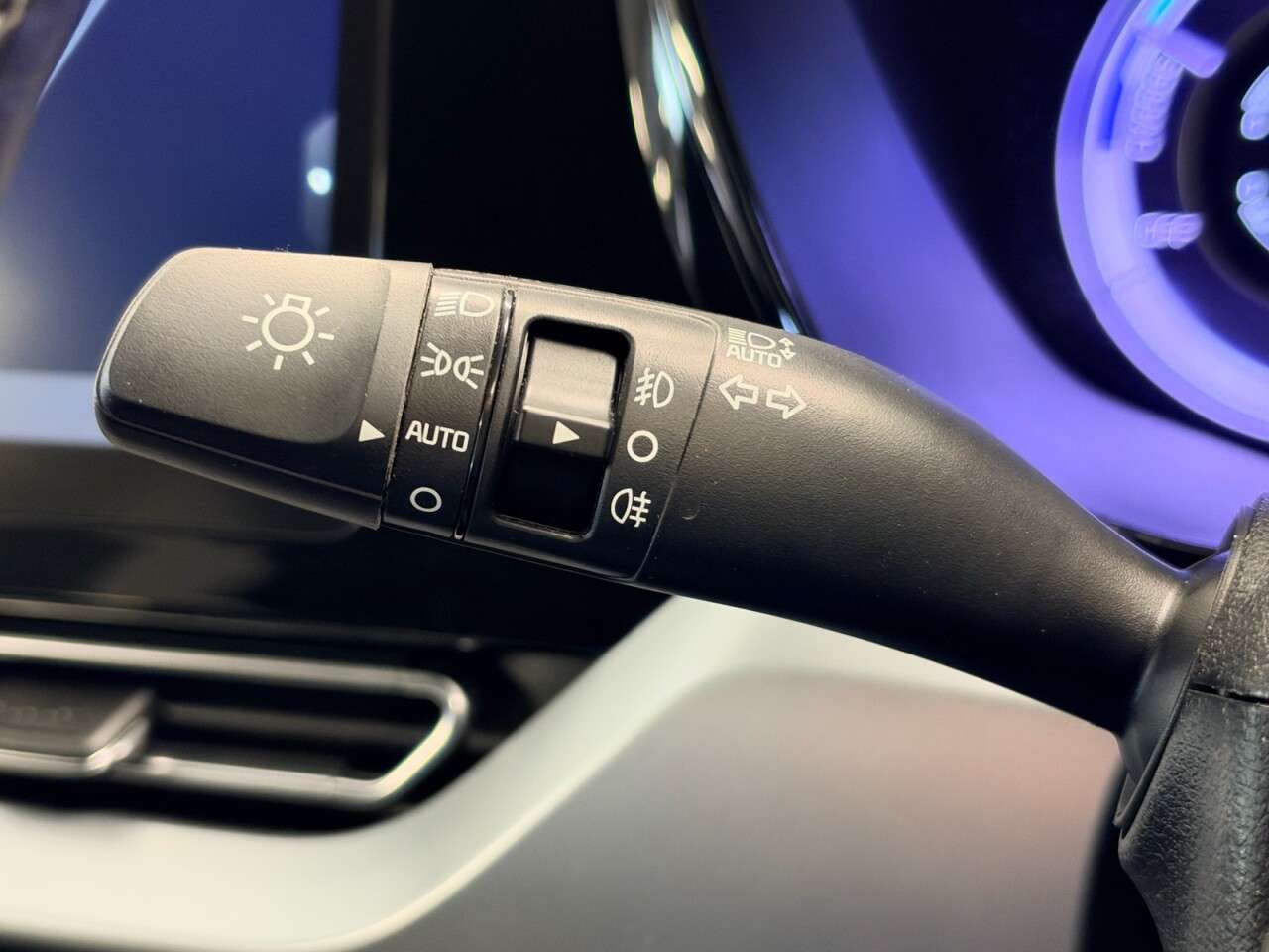 2020 KIA NIRO 2020 KIA NIRO
