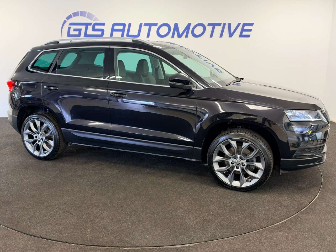 A 2021 SKODA KAROQ 2.0 TDI SE L NAVIGATION 150 BHP + SAT NAV + REAR CAMERA + HEATED SEATS - NO A 2021 SKODA KAROQ 2.0 TDI SE L NAVIGATION 150 BHP + SAT NAV + REAR CAMERA + HEATED SEATS - NO