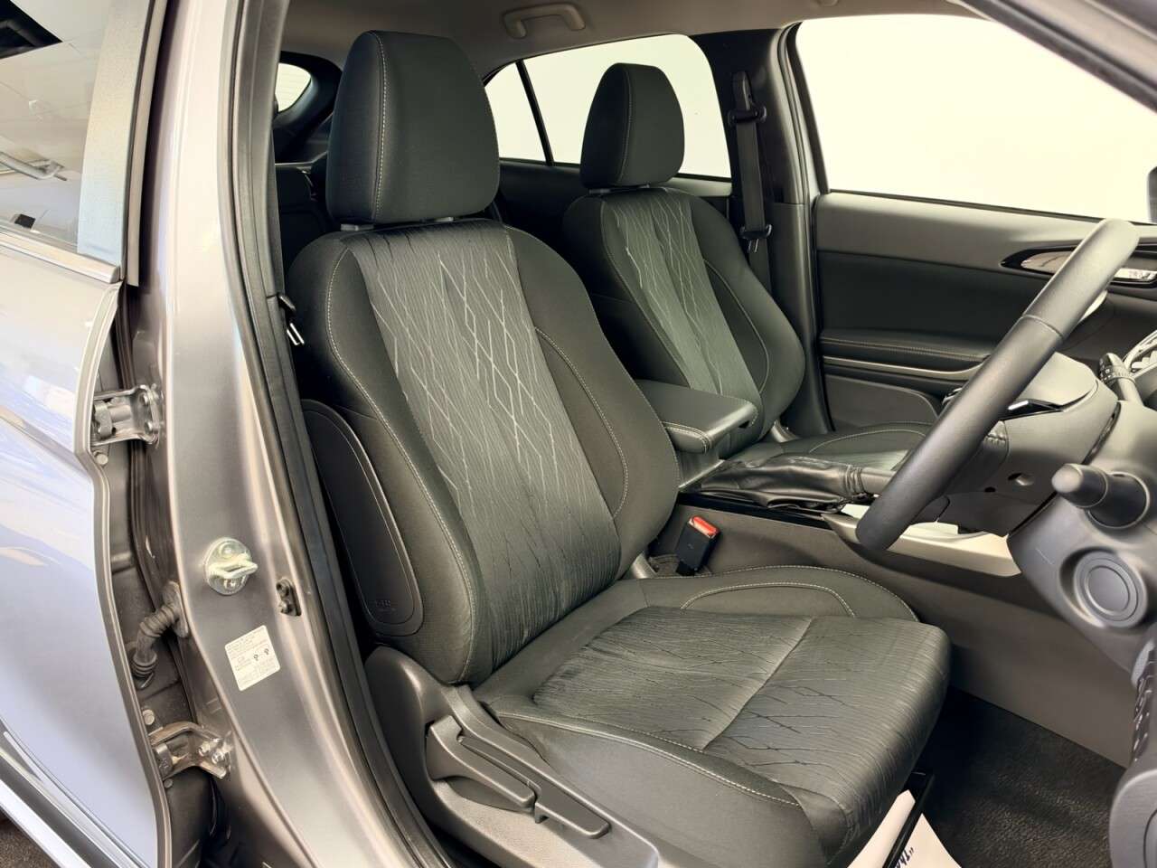 A 2019 MITSUBISHI ECLIPSE CROSS 1.5 TURBO DYNAMIC 163 BHP + REAR CAMERA + HEAD-UP DISPLAY - OCTOBER 2027 MO A 2019 MITSUBISHI ECLIPSE CROSS 1.5 TURBO DYNAMIC 163 BHP + REAR CAMERA + HEAD-UP DISPLAY - OCTOBER 2027 MO
