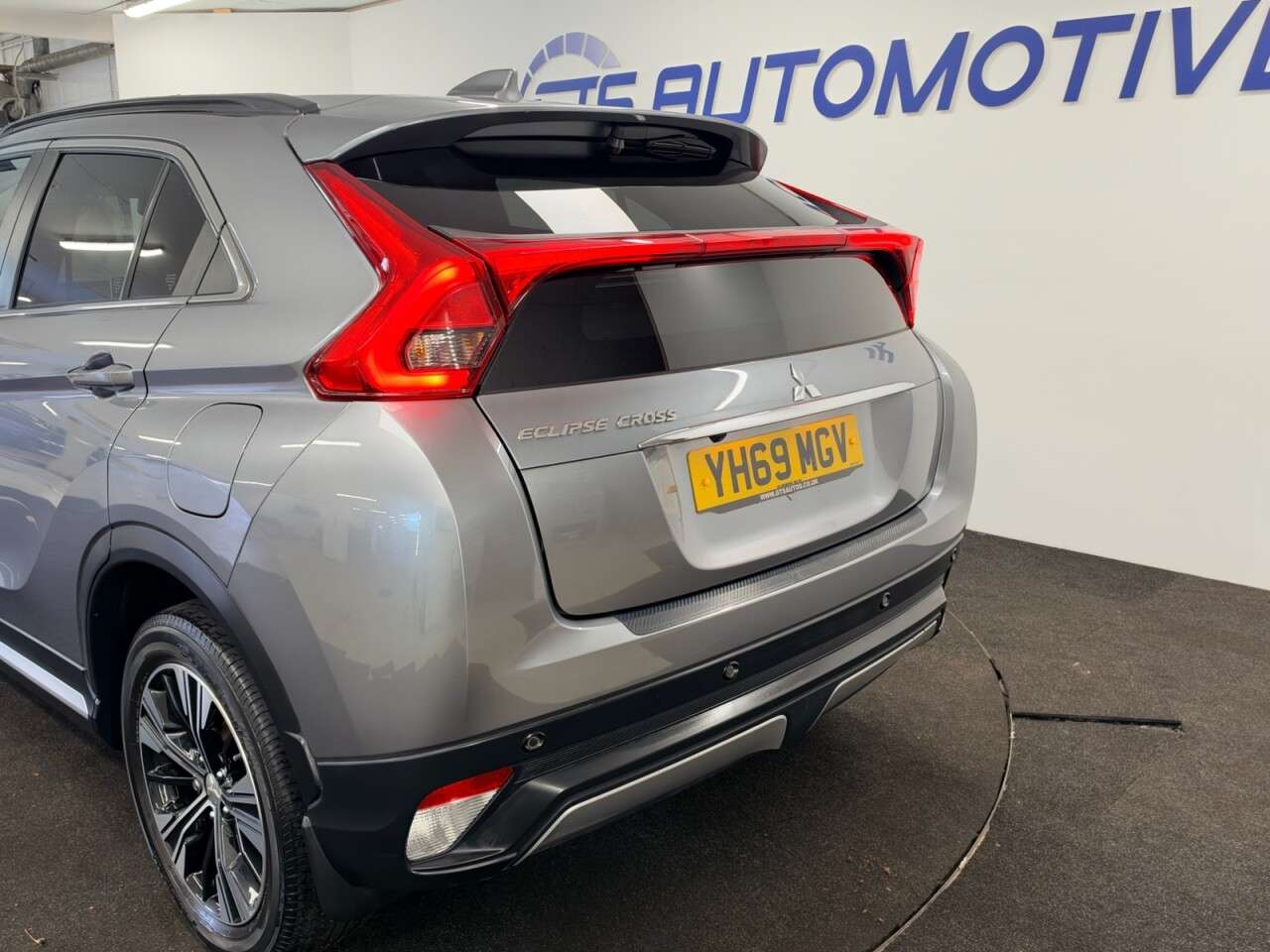 2019 MITSUBISHI ECLIPSE CROSS 2019 MITSUBISHI ECLIPSE CROSS