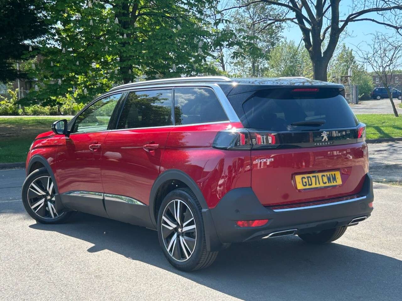 2022 PEUGEOT 5008 2022 PEUGEOT 5008