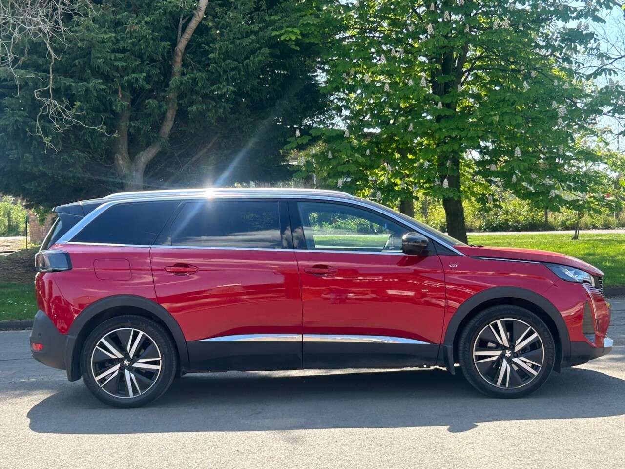 2022 PEUGEOT 5008 2022 PEUGEOT 5008