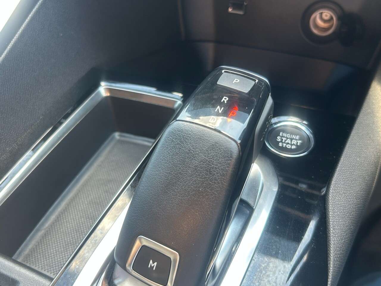 2022 PEUGEOT 5008 2022 PEUGEOT 5008