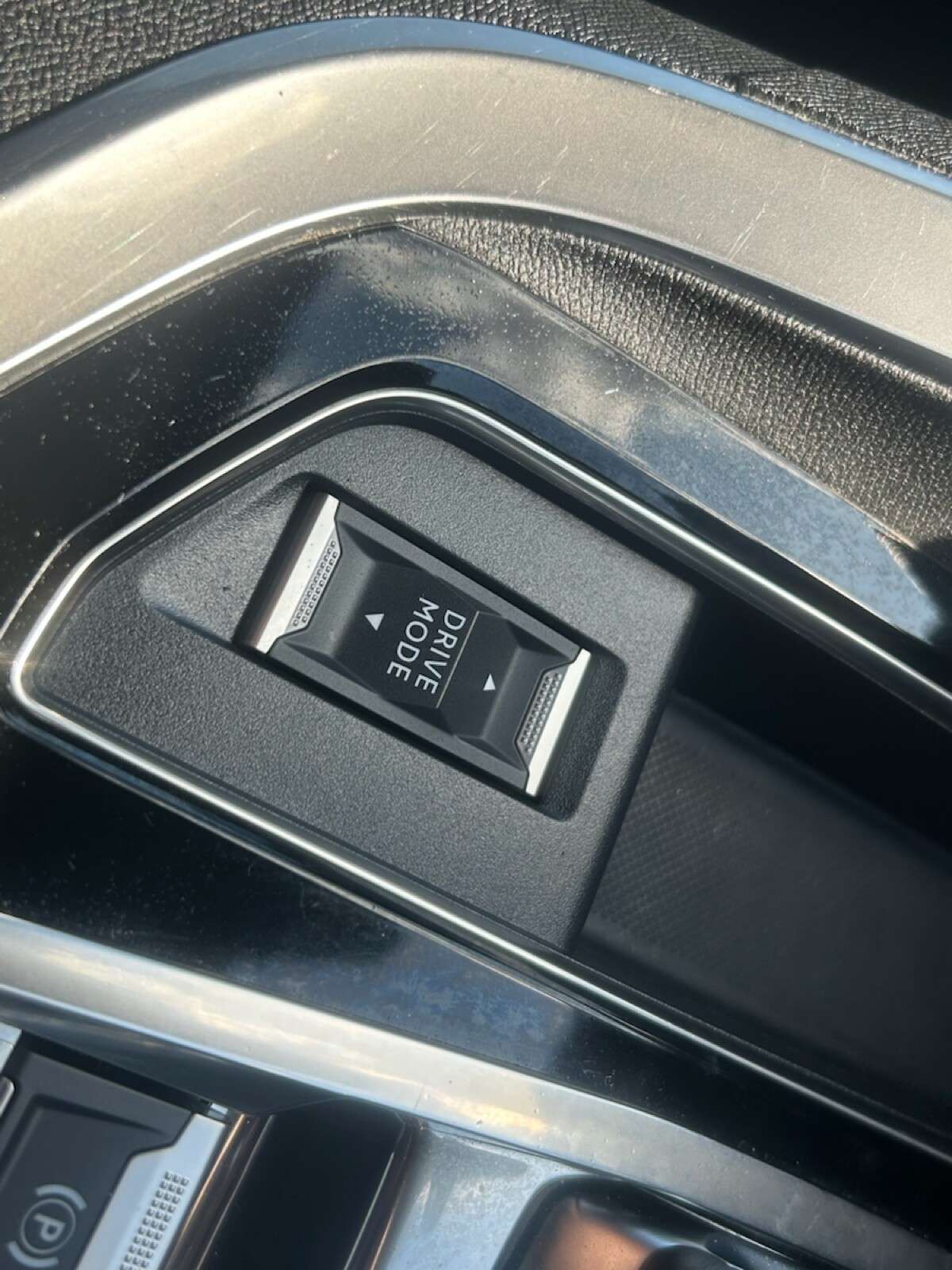 2022 PEUGEOT 5008 2022 PEUGEOT 5008