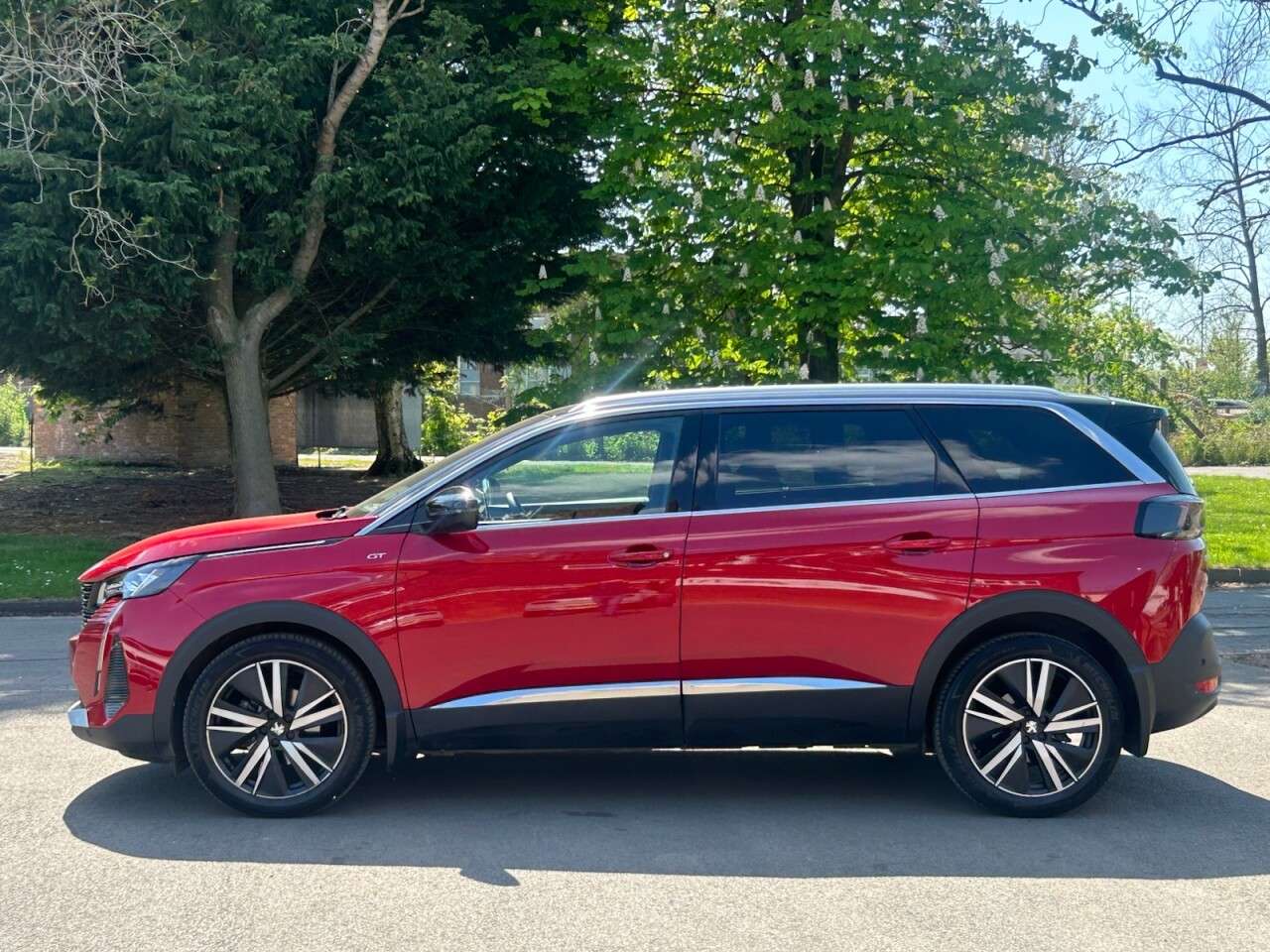 2022 PEUGEOT 5008 2022 PEUGEOT 5008