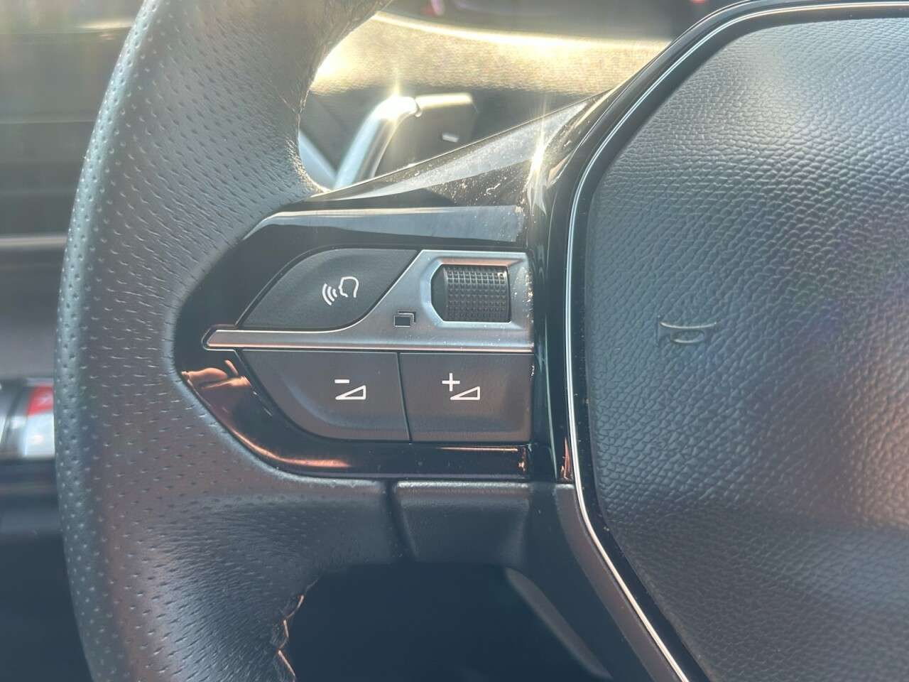 2022 PEUGEOT 5008 2022 PEUGEOT 5008