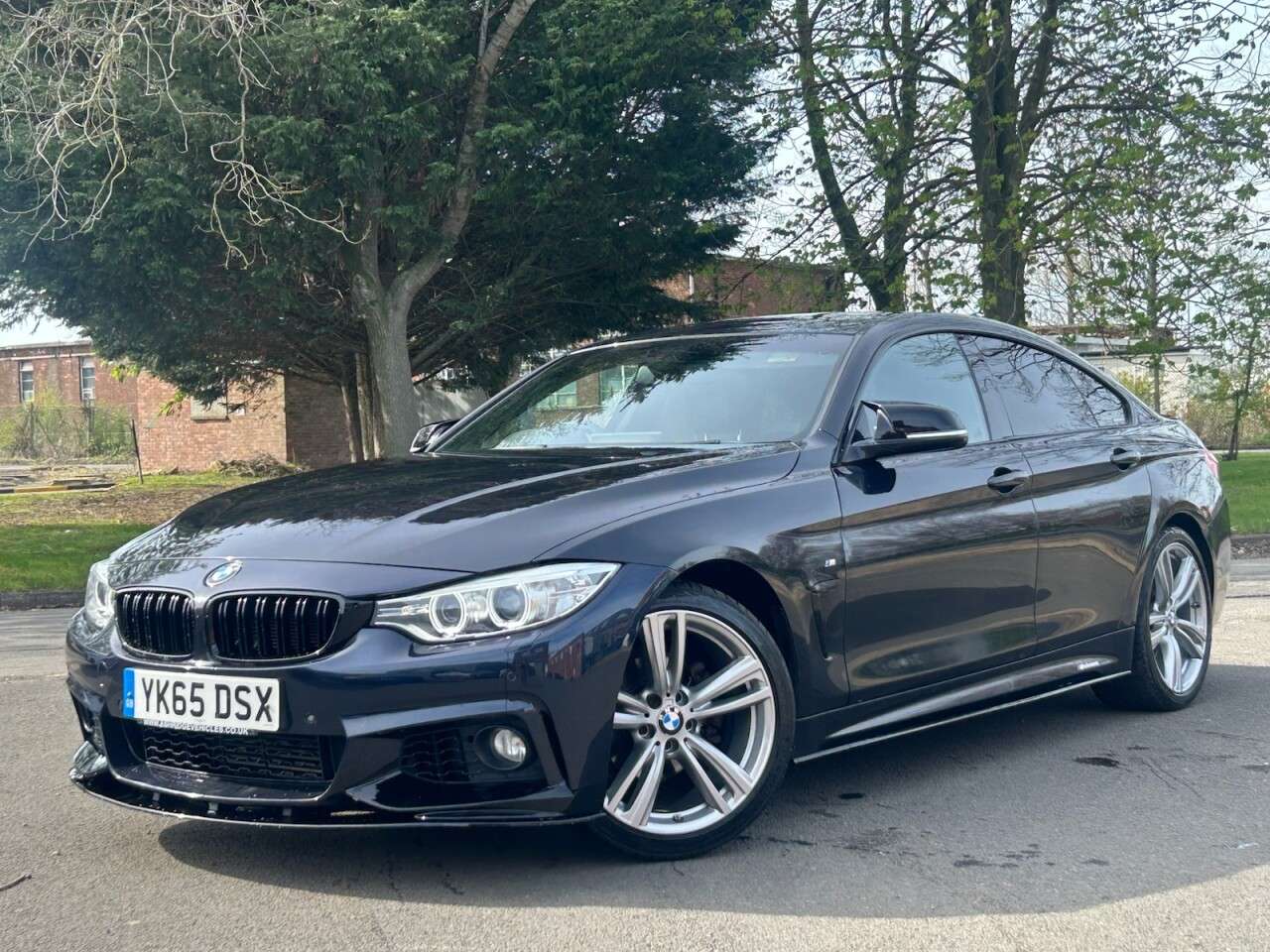 A 2015 BMW 4 SERIES GRAN COUPE 2.0 420i M Sport Hatchback 5dr Petrol Auto Euro 6 (s/s) (184 ps) 2 KEYS A 2015 BMW 4 SERIES GRAN COUPE 2.0 420i M Sport Hatchback 5dr Petrol Auto Euro 6 (s/s) (184 ps) 2 KEYS