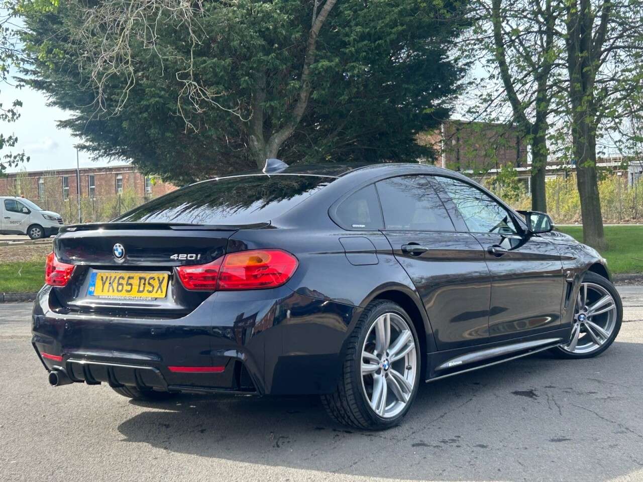 A 2015 BMW 4 SERIES GRAN COUPE 2.0 420i M Sport Hatchback 5dr Petrol Auto Euro 6 (s/s) (184 ps) 2 KEYS A 2015 BMW 4 SERIES GRAN COUPE 2.0 420i M Sport Hatchback 5dr Petrol Auto Euro 6 (s/s) (184 ps) 2 KEYS