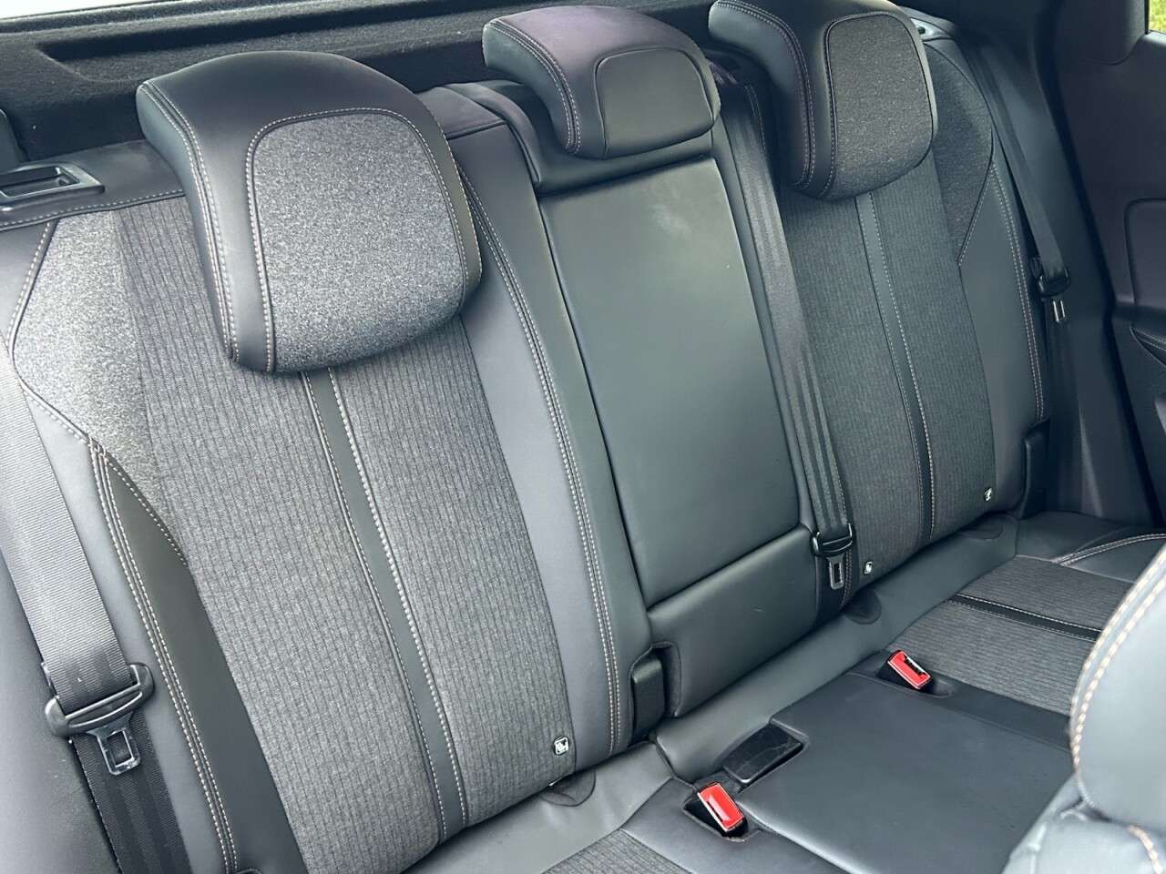 2017 PEUGEOT 3008 2017 PEUGEOT 3008