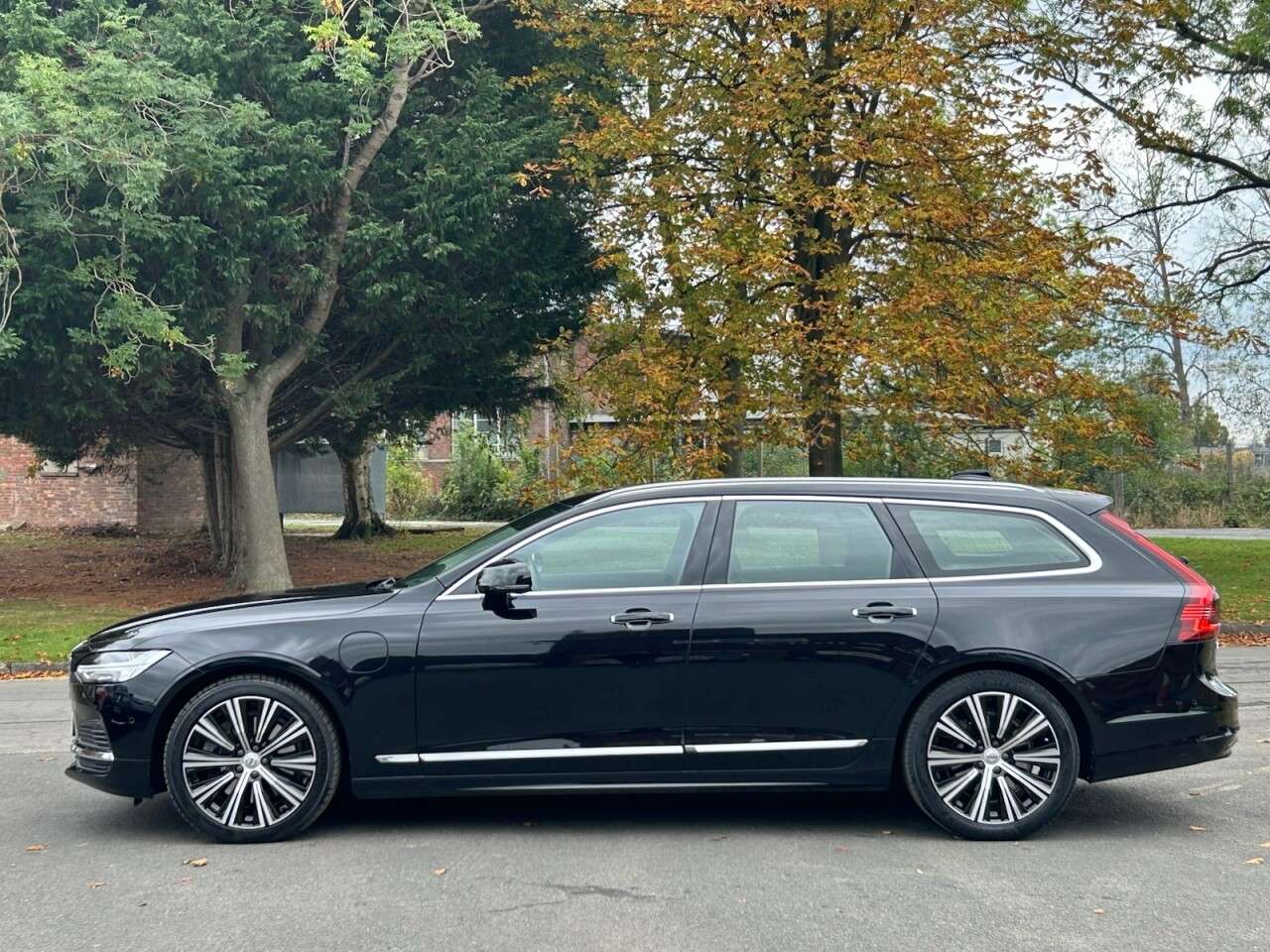 2021 VOLVO V90 2021 VOLVO V90